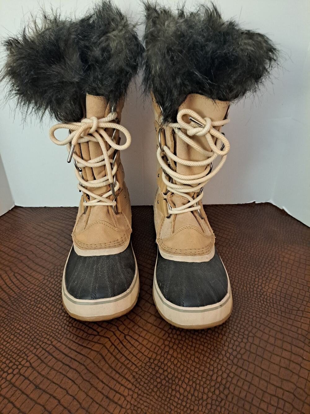 Sorel Women Joan of Arctic Waterproof Camel Brown Size 9